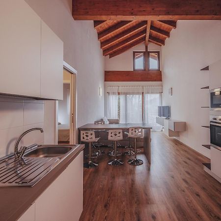 Residenza Finestra Sul Parco Apartman Comano Terme Kültér fotó