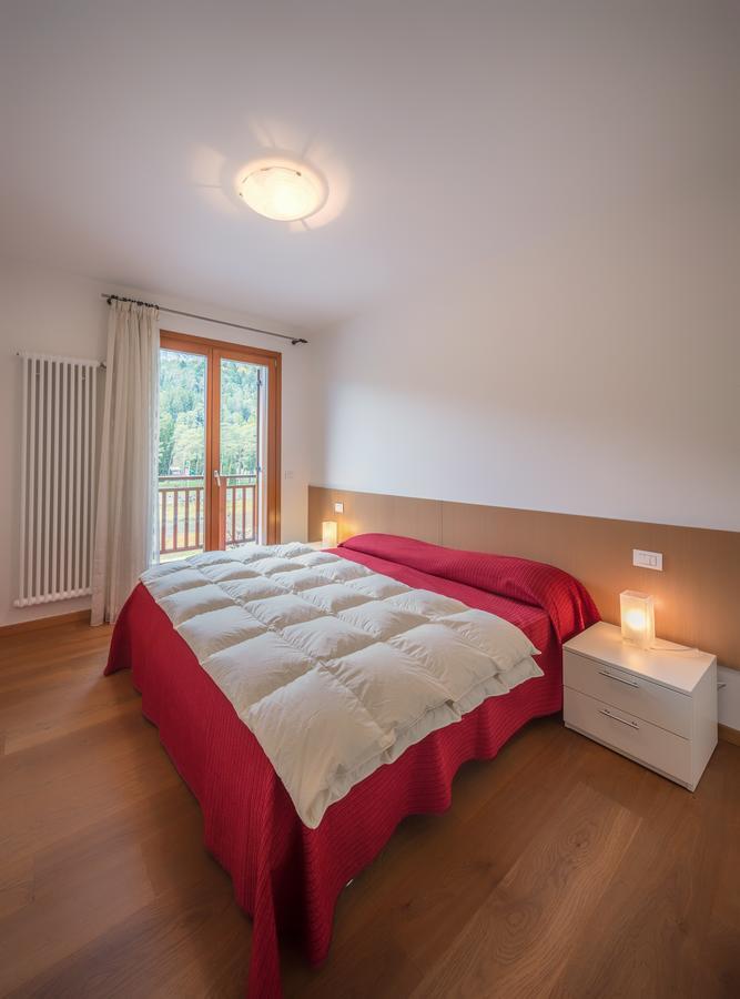 Residenza Finestra Sul Parco Apartman Comano Terme Kültér fotó