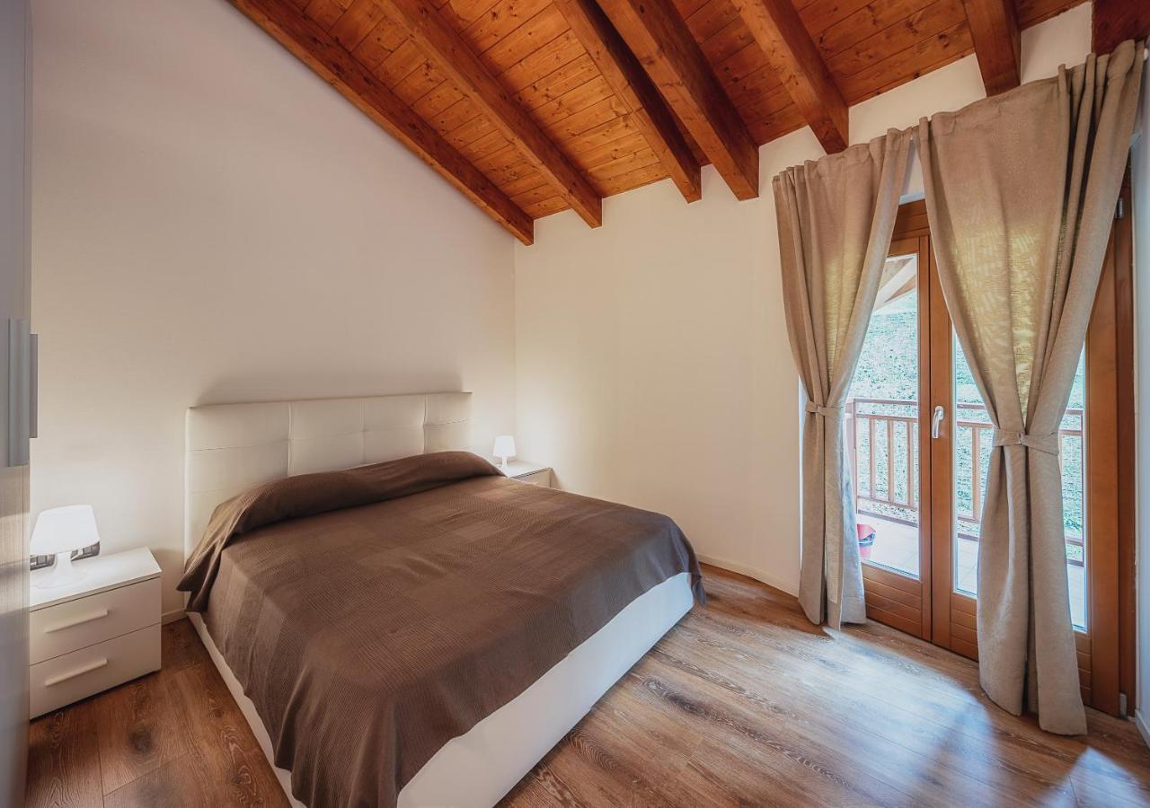 Residenza Finestra Sul Parco Apartman Comano Terme Kültér fotó